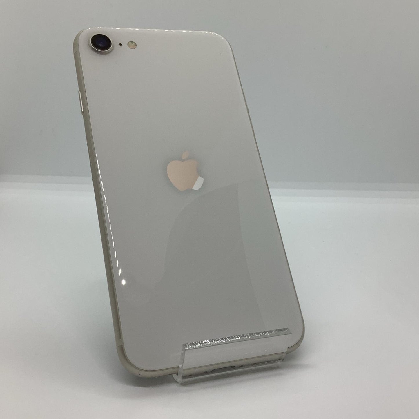 【全額返金保証】【最速発送】Apple iPhone iPhone SE（第3世代） 64GB ホワイト au SIMフリー 白ロム 美品 動作確認済 85%