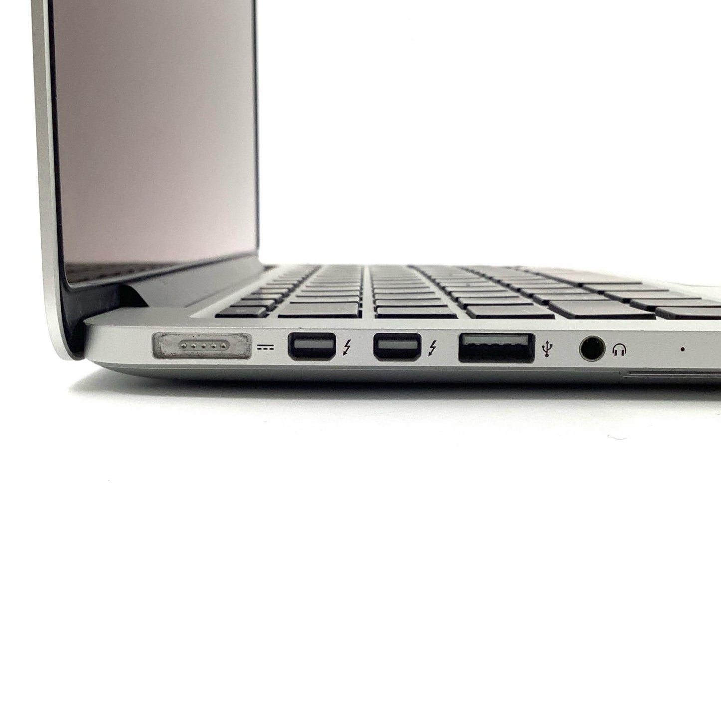 【最速発送】Apple MacBook Pro 13.3インチ 2015 2.7 GHz デュアルコア Intel Core i5 8GB SSD 128GB シルバー 79.8%【難有】