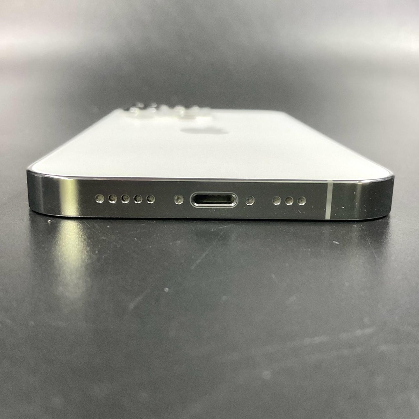 【全額返金保証】【最速発送】Apple iPhone iPhone 13 Pro 128GB シルバー docomo 動作確認済 79%