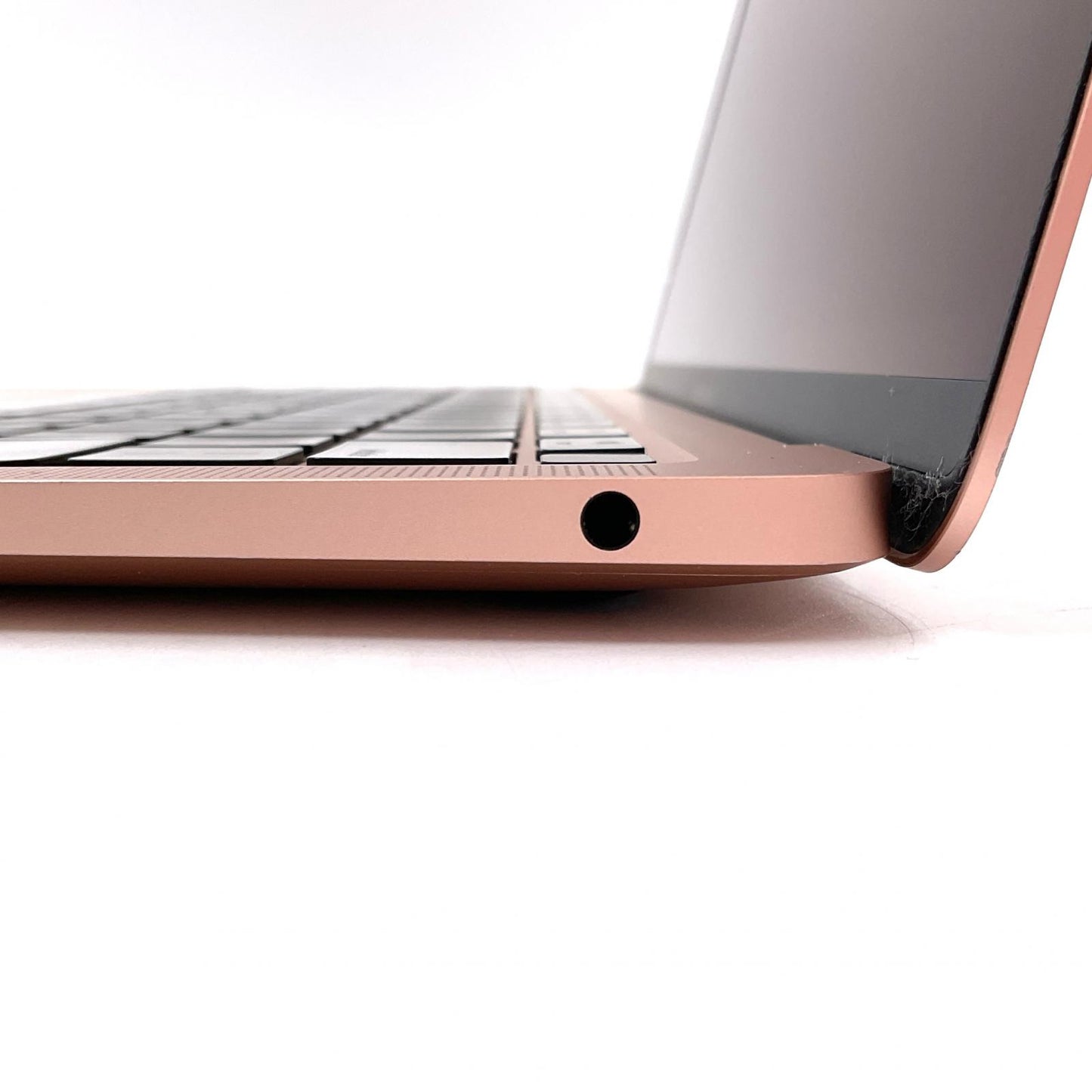【最速発送】Apple MacBook Air 13.3インチ 2020 1.1GHz デュアルコア Intel Core i3 8GB SSD 512GB ゴールド 79.7%【難有】