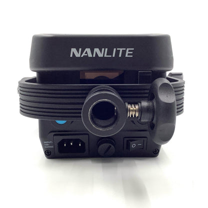 【全額返金保証】【最速発送】NANLITE NANLITE FS-150B 撮影用ライト スタジオライト 175W バイカラー 2700-6500K 動画撮影 美品 動作確認済