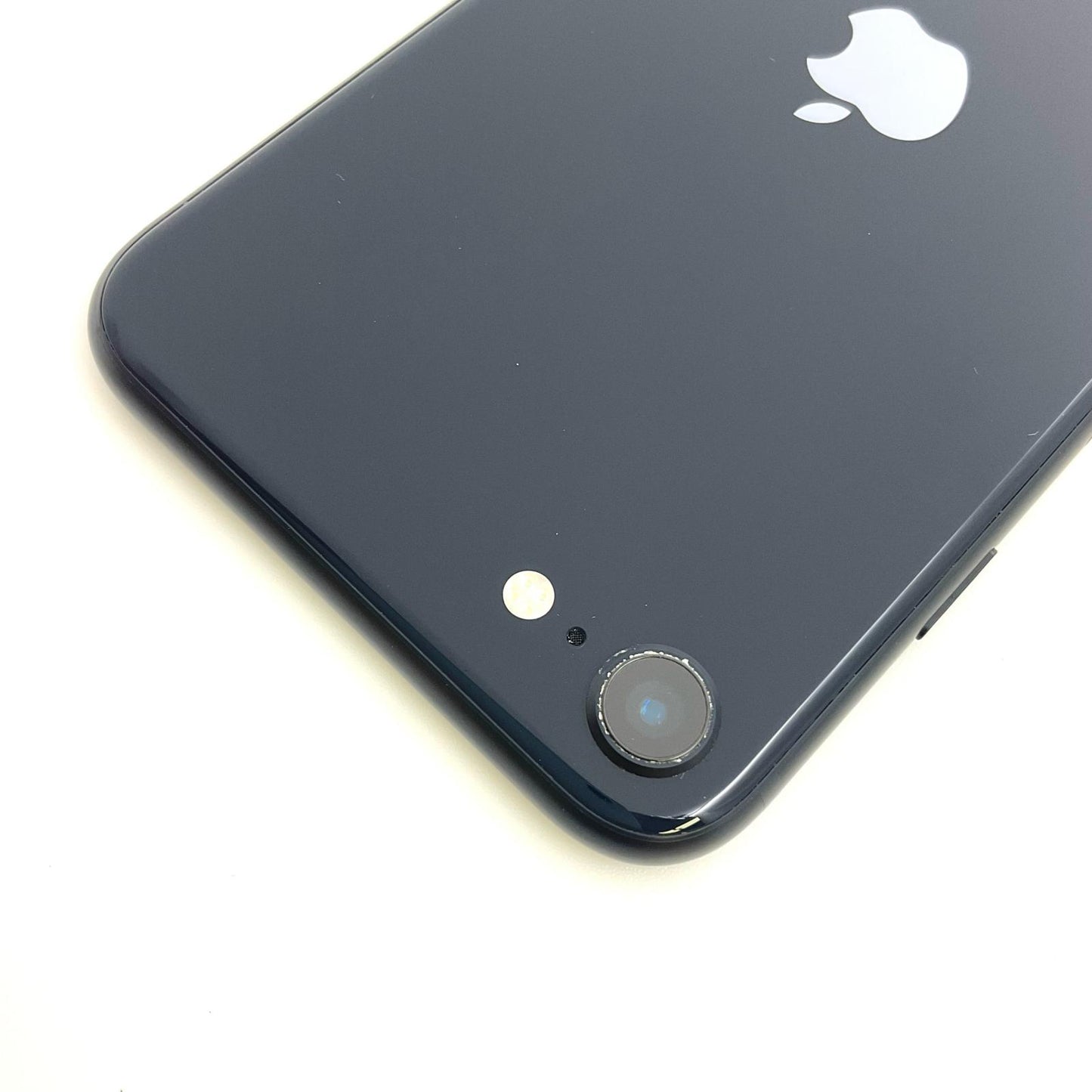 【全額返金保証】【最速発送】Apple iPhone iPhone SE（第3世代） 64GB ミッドナイト Softbank 白ロム 動作確認済 84%