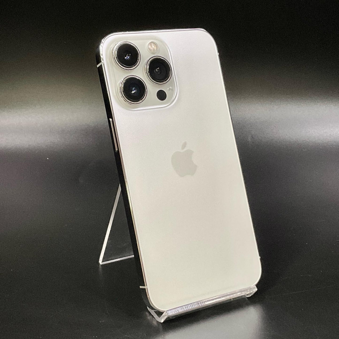 【全額返金保証】【最速発送】Apple iPhone iPhone 13 Pro 256GB シルバー au 動作確認済 72%