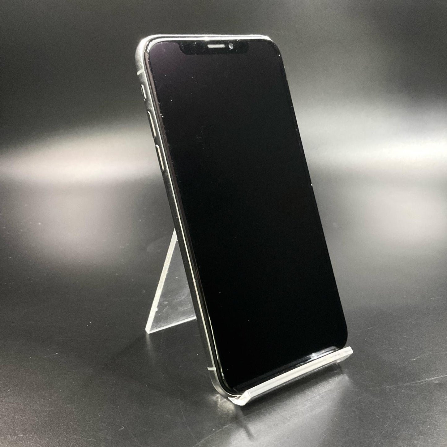【最速発送】Apple iPhone iPhone XS 256GB シルバー docomo 白ロム【難有】