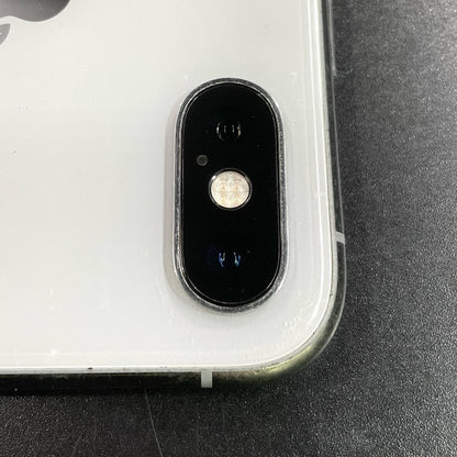 【最速発送】Apple iPhone iPhone XS 256GB シルバー docomo 白ロム【難有】