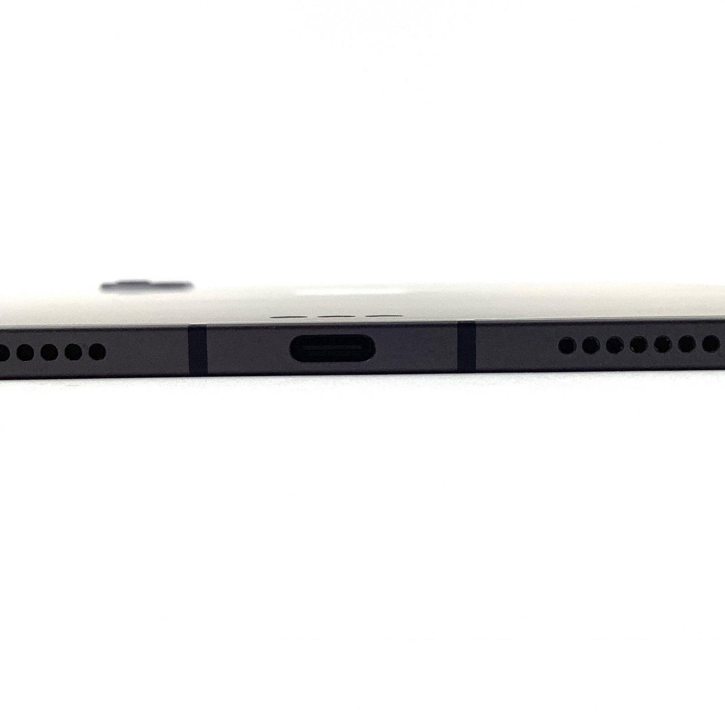 【全額返金保証】【最速発送】Apple iPad Pro 11インチ 第7世代 512GB スペースブラック WiFi+Cellular au SIMフリー 美品 動作確認済
