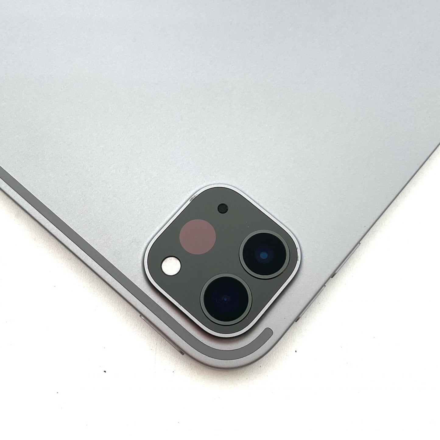 【全額返金保証】【最速発送】Apple iPad Pro 12.9インチ 第6世代 1TB スペースグレイ Wi-Fi 美品 動作確認済