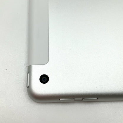 【全額返金保証】【最速発送】Apple iPad iPad 9.7インチ 第5世代 32GB シルバー WiFi+Cellular docomo SIMフリー 白ロム 動作確認済