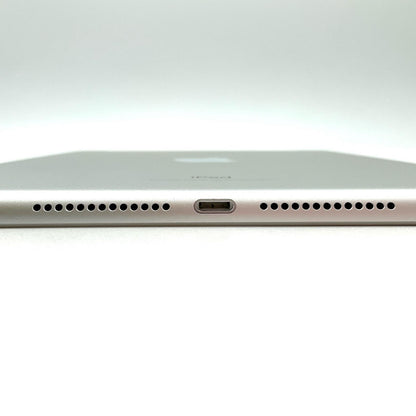 【全額返金保証】【最速発送】Apple iPad iPad 9.7インチ 第5世代 32GB シルバー WiFi+Cellular docomo SIMフリー 白ロム 動作確認済