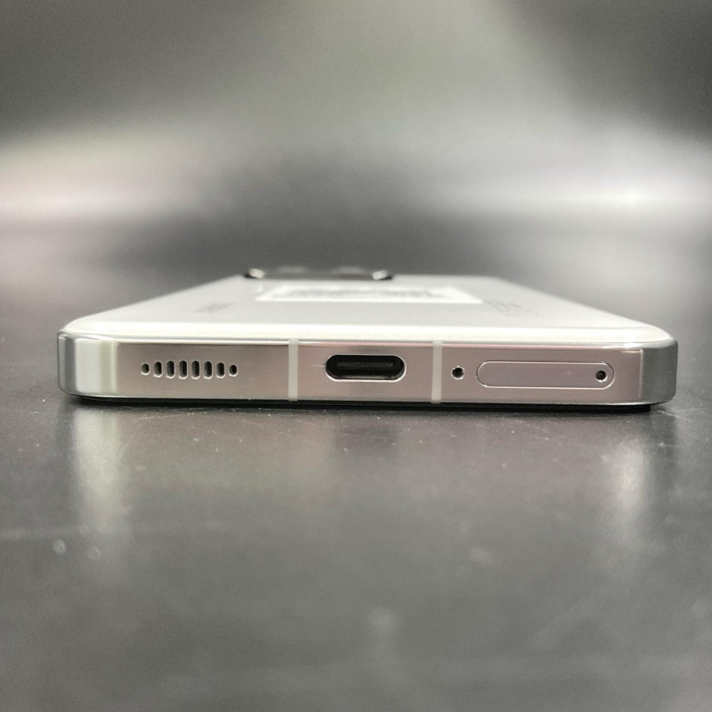 【全額返金保証】【最速発送】Xiaomi Xiaomi 13 256GB White SIMフリー 2211133G 白ロム 動作確認済