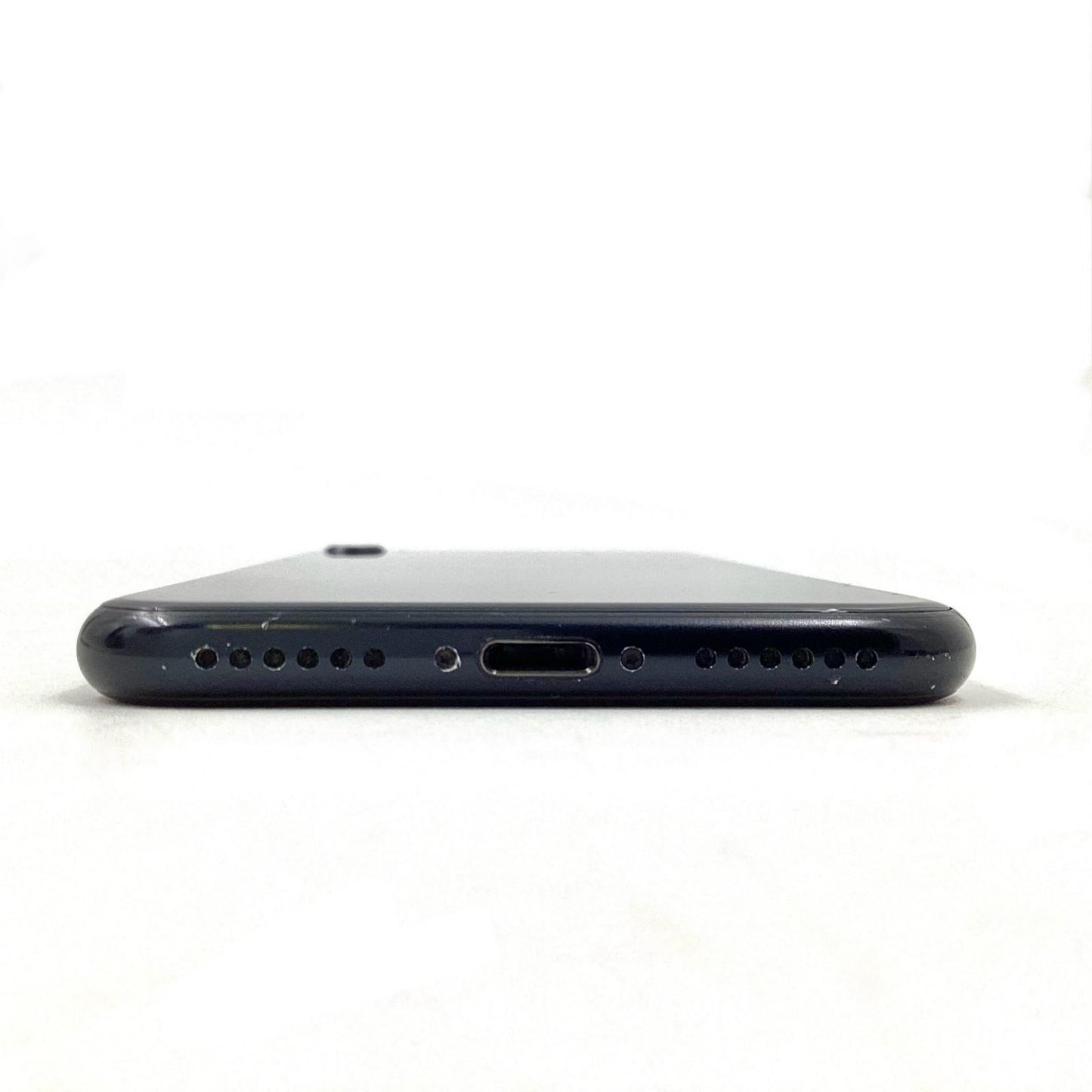 【全額返金保証】【最速発送】Apple iPhone iPhone SE（第3世代） 64GB ミッドナイト au 白ロム 動作確認済 86%