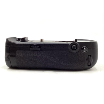 【全額返金保証】【最速発送】Nikon MB-D18 美品 動作確認済