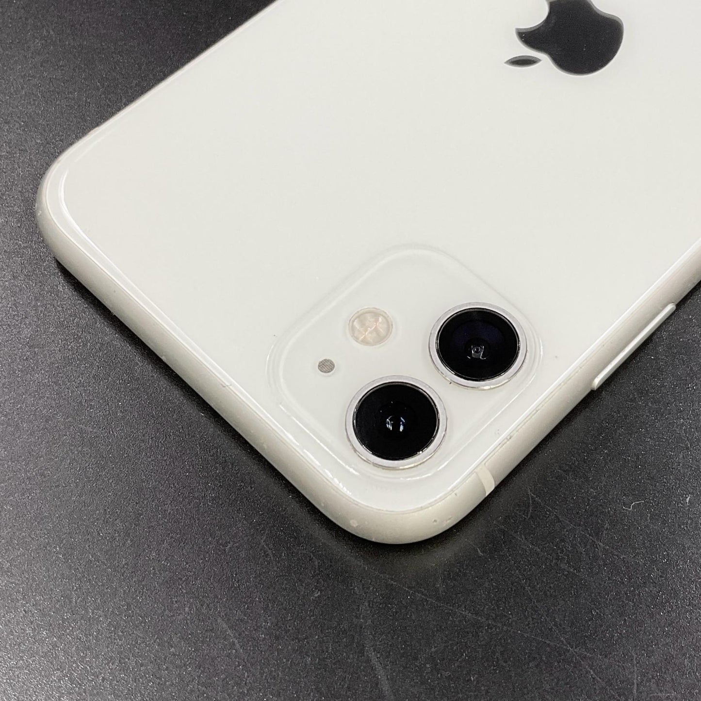 【最速発送】Apple iPhone iPhone 11 64GB ホワイト SIMフリー 白ロム【難有】 72%
