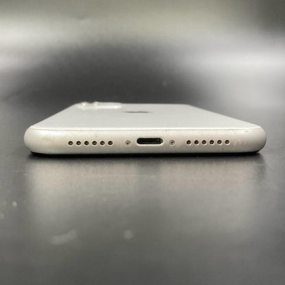 【最速発送】Apple iPhone iPhone 11 64GB ホワイト SIMフリー 白ロム【難有】 72%