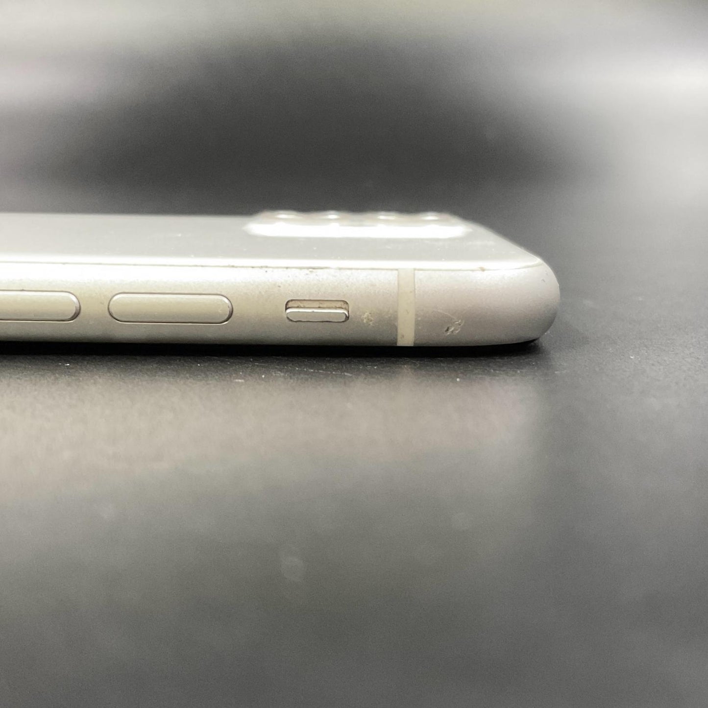 【最速発送】Apple iPhone iPhone 11 64GB ホワイト SIMフリー 白ロム【難有】 72%