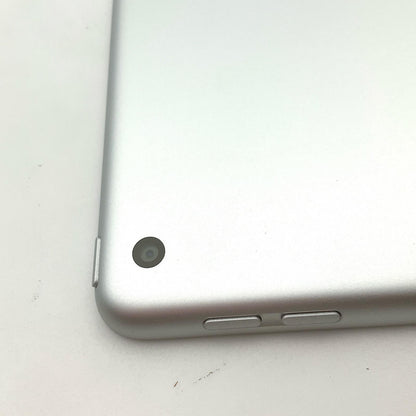 【最速発送】Apple iPad iPad 10.2インチ 第9世代 64GB シルバー Wi-Fi【難有】