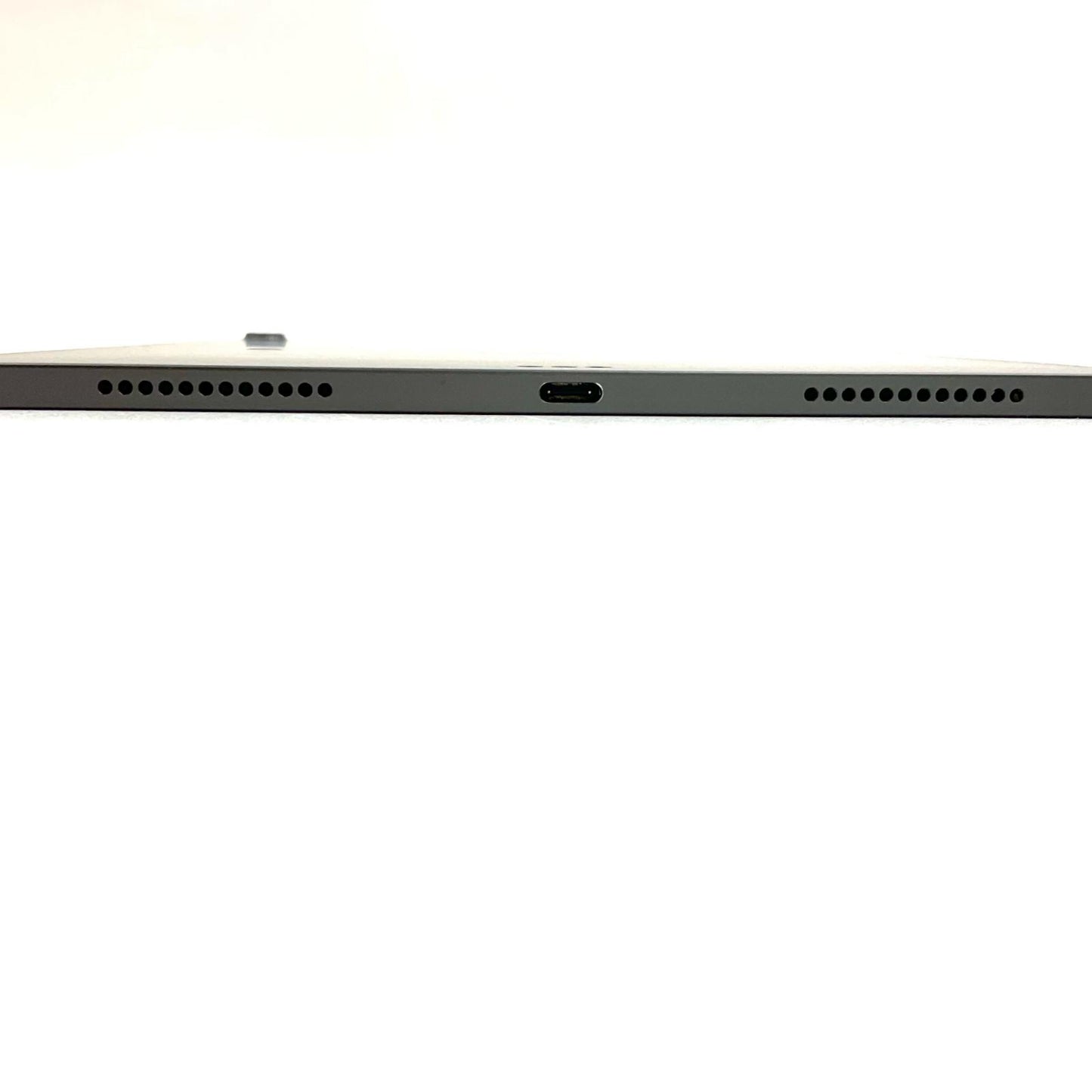 【全額返金保証】【最速発送】Apple iPad Air 10.9インチ 第5世代 64GB スペースグレイ Wi-Fi 動作確認済