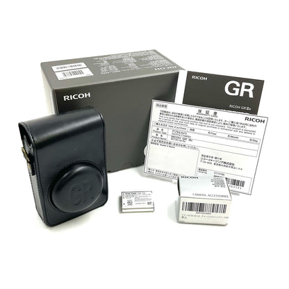 【全額返金保証】【最速発送】RICOH コンパクトデジタルカメラ GR IIIx 超美品 動作確認済