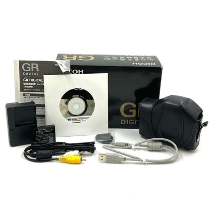 【全額返金保証】【最速発送】RICOH コンパクトデジタルカメラ GR DIGITAL III 動作確認済