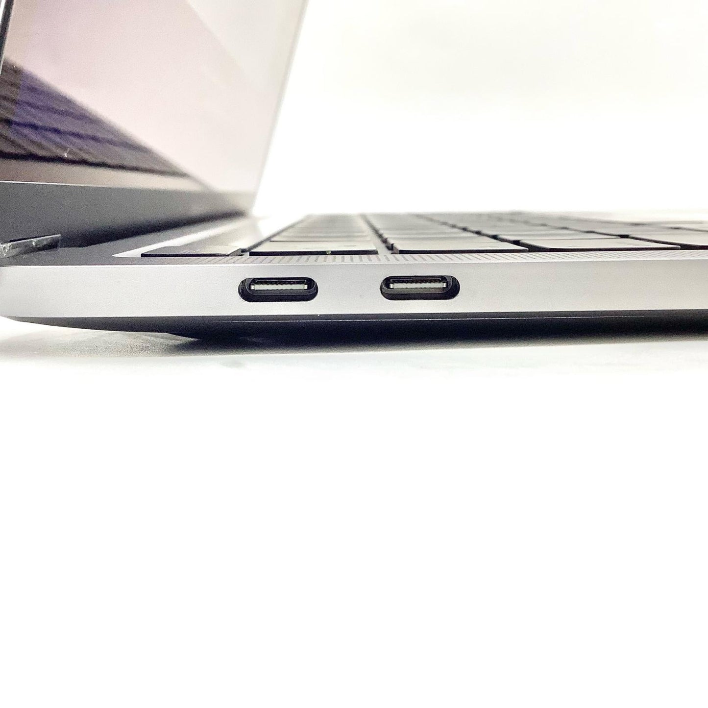 【最速発送】Apple MacBook Pro 13インチ 2020 Apple M1 8GB SSD 512GB スペースグレイ 92%【難有】