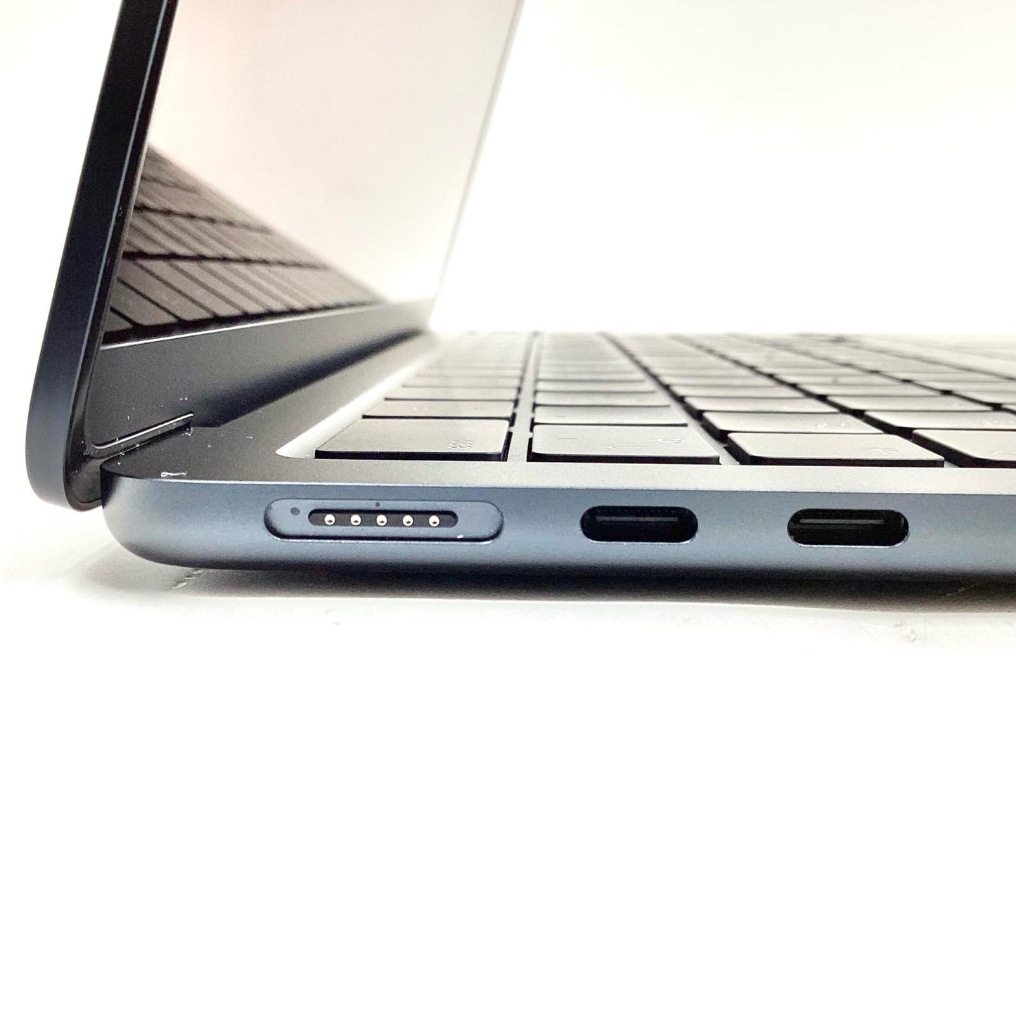 【全額返金保証】【最速発送】Apple MacBook Air 13。６インチ 2024 Apple M3 24GB SSD 1TB ミッドナイト 100% 美品 動作確認済