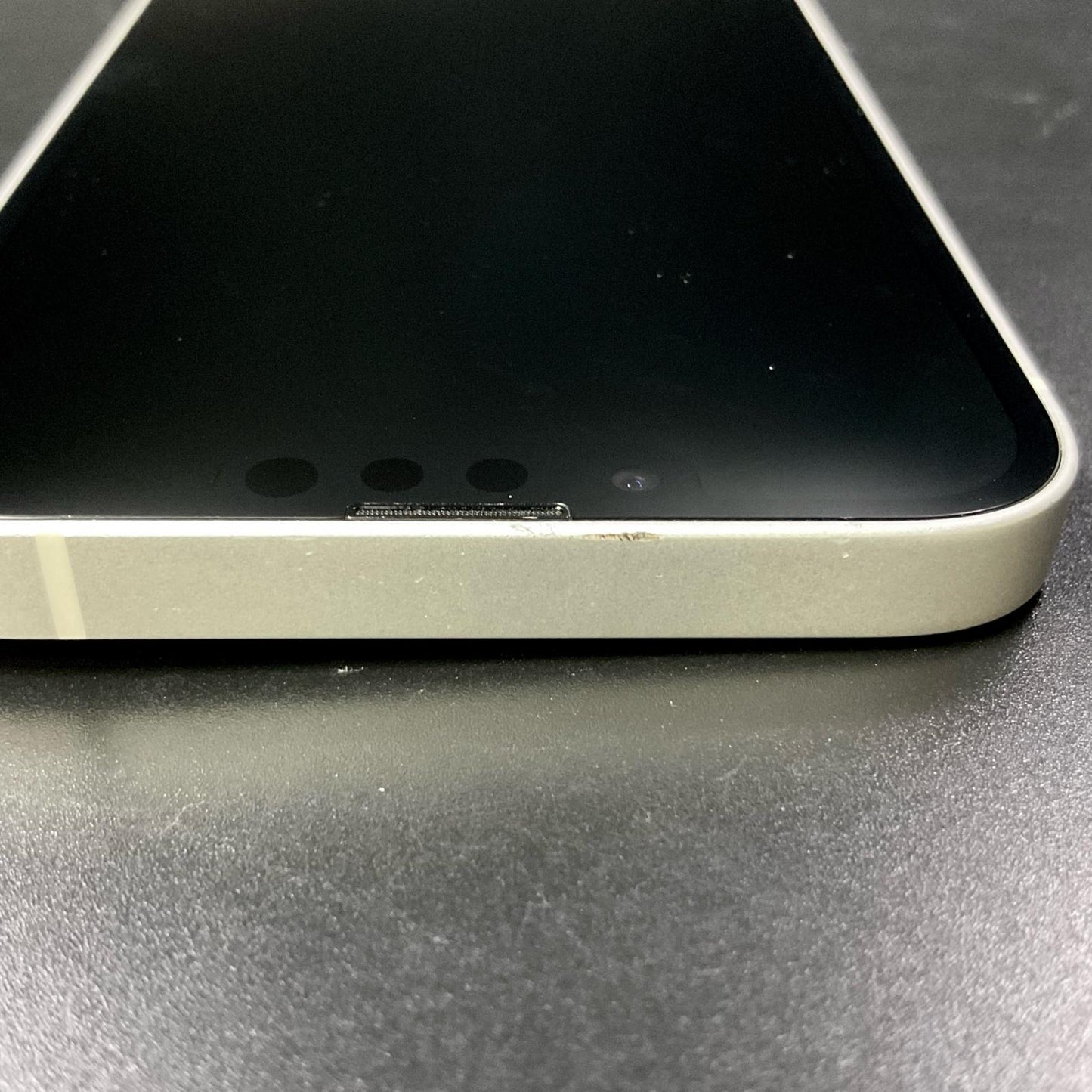 【最速発送】Apple iPhone iPhone 13 128GB スターライト Softbank SIMフリー【難有】 82%