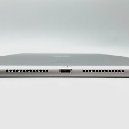 【全額返金保証】【最速発送】Apple iPad iPad 10.2インチ 第9世代 256GB シルバー Wi-Fi 動作確認済
