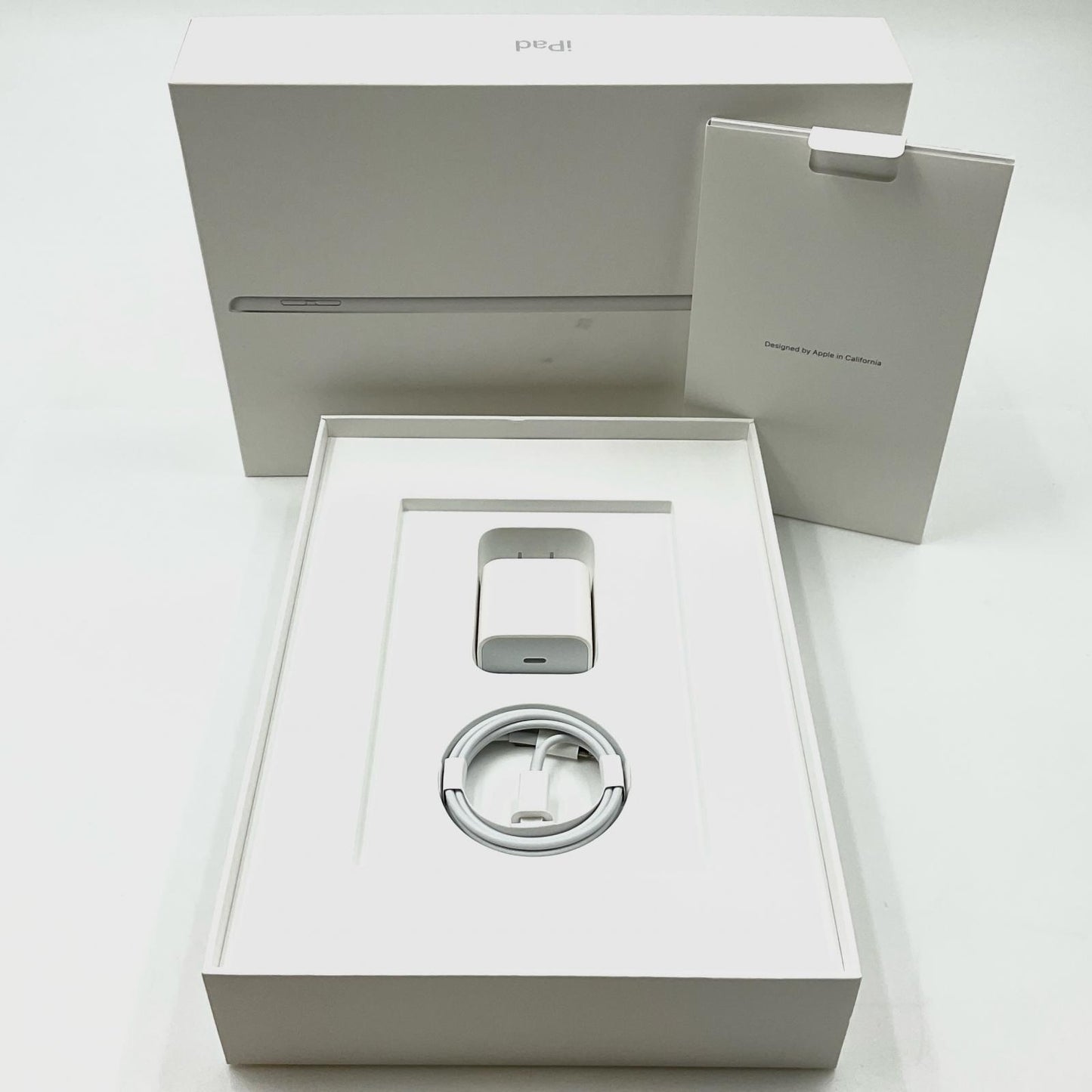 【全額返金保証】【最速発送】Apple iPad iPad 10.2インチ 第9世代 256GB シルバー Wi-Fi 動作確認済
