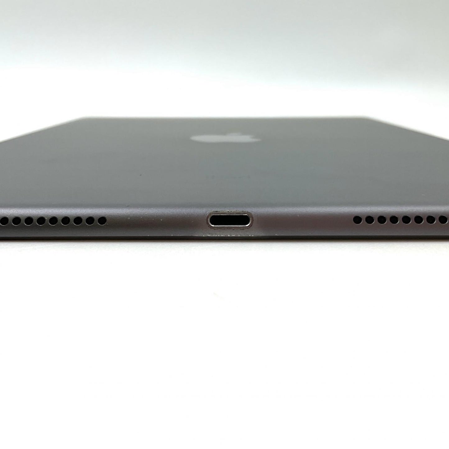 【全額返金保証】【最速発送】Apple iPad Air 10.5インチ 第3世代 256GB スペースグレイ Wi-Fi 動作確認済