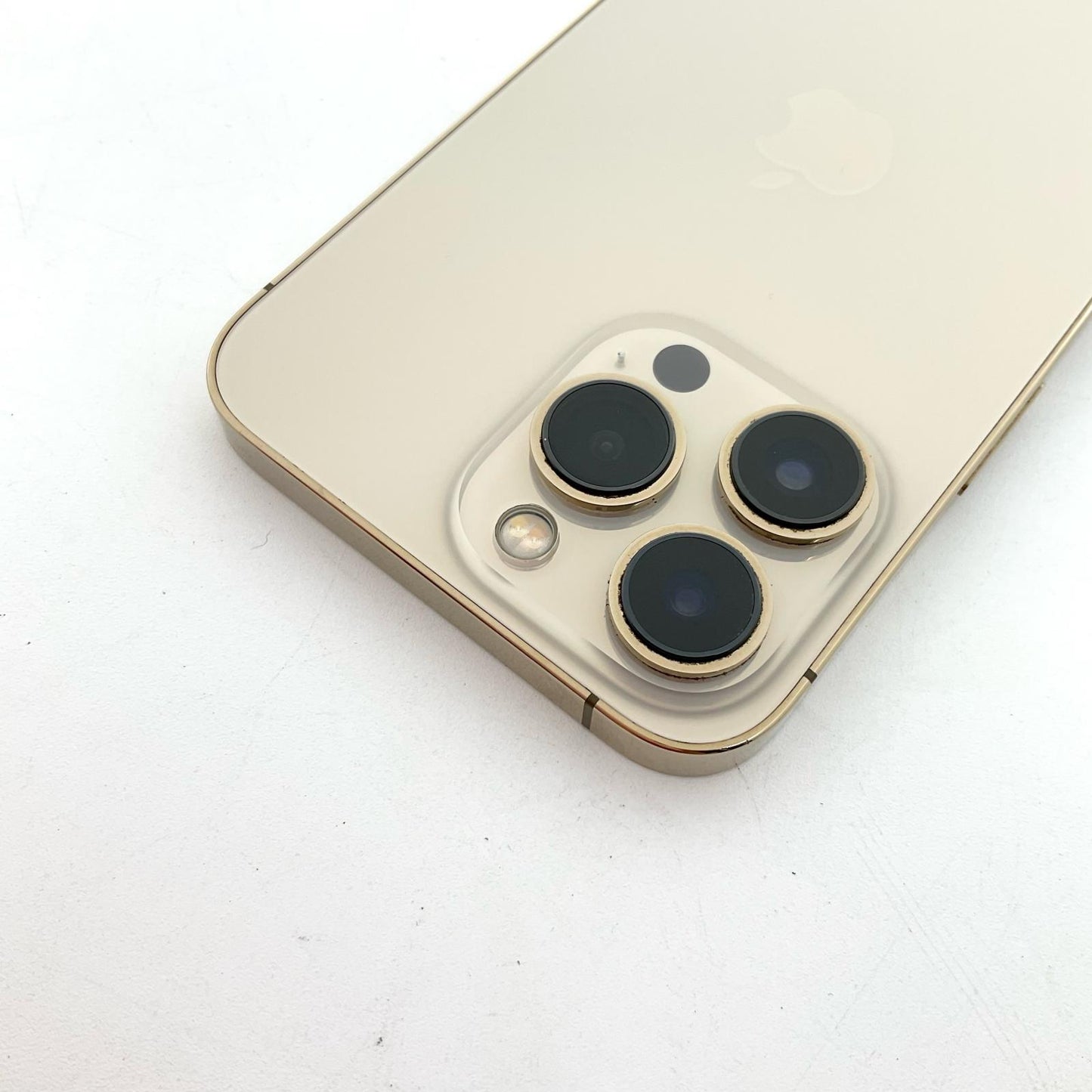 【全額返金保証】【最速発送】Apple iPhone iPhone 13 Pro 128GB ゴールド Softbank SIMフリー 動作確認済 76%