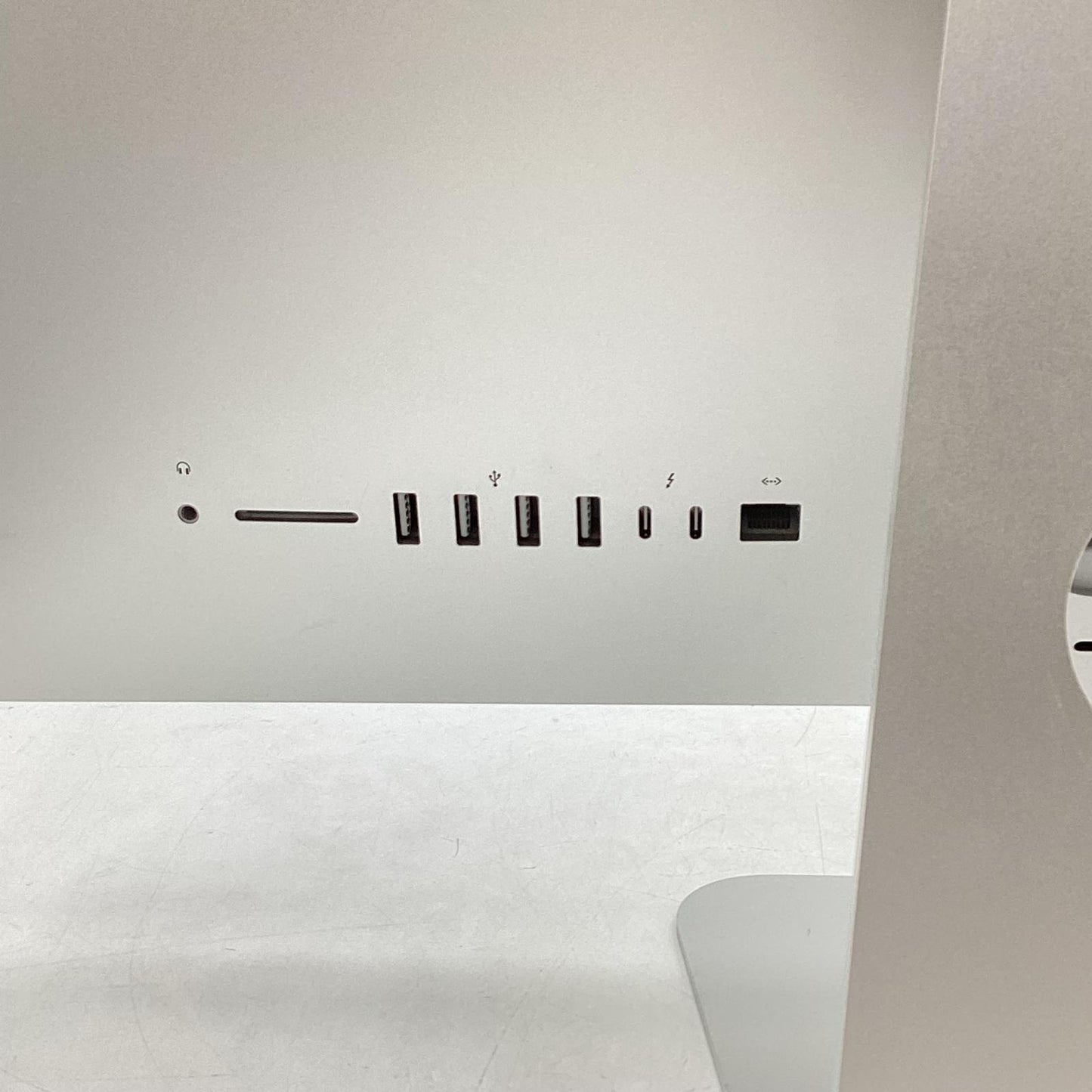 【全額返金保証】【最速発送】Apple iMac 21.5インチ クアッドコア intel core i5 16GB フュージョンドライブ 1TB シルバー 動作確認済