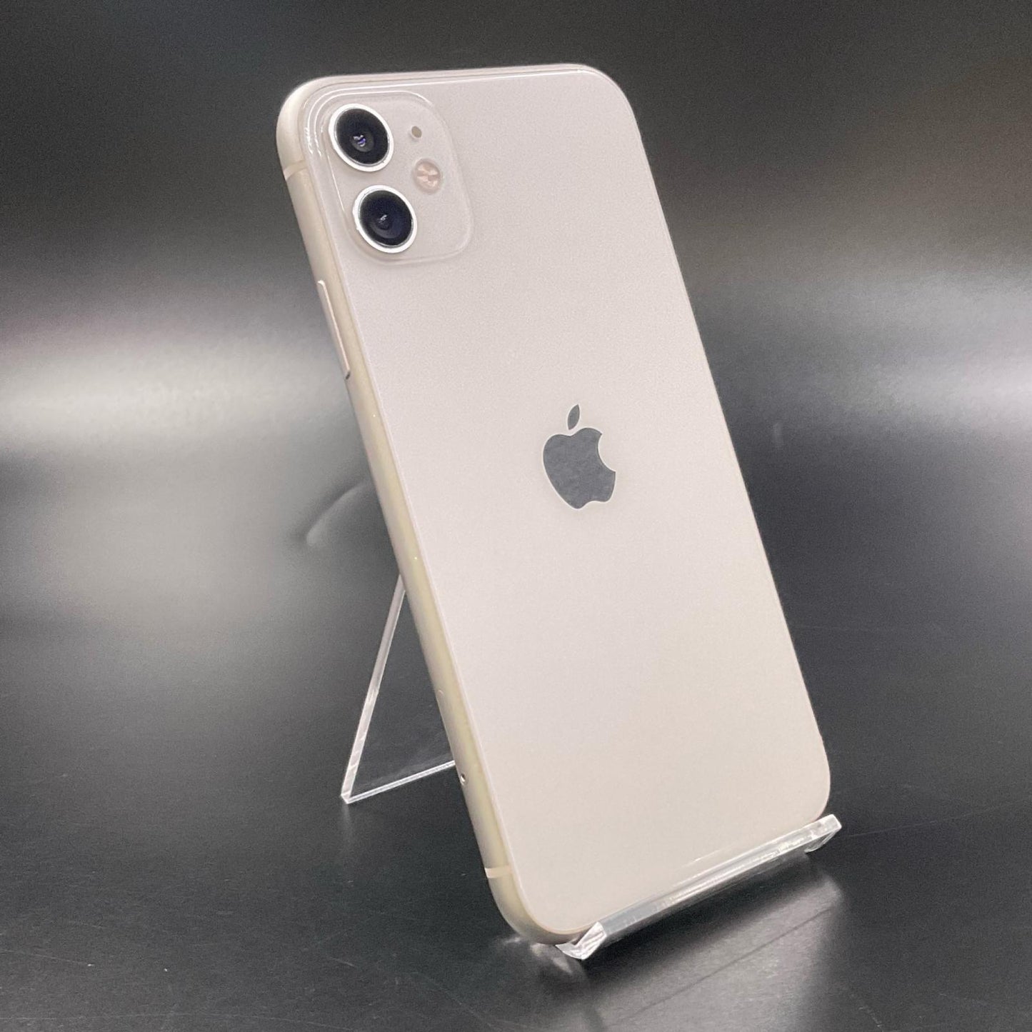 【全額返金保証】【最速発送】Apple iPhone iPhone 11 64GB ホワイト au SIMフリー 白ロム 動作確認済 70%