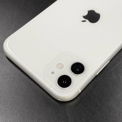 【全額返金保証】【最速発送】Apple iPhone iPhone 11 128GB ホワイト docomo SIMフリー 白ロム 動作確認済 74%