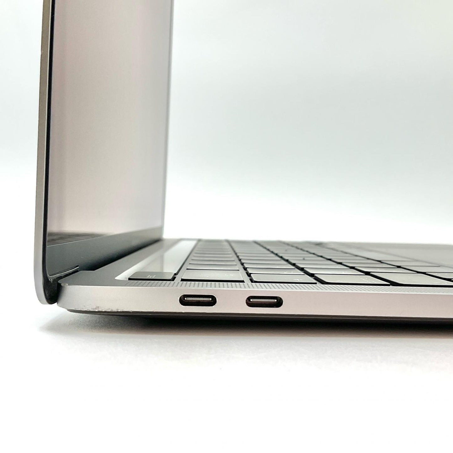 【全額返金保証】【最速発送】Apple MacBook Pro 13インチ 2020 Apple M1 8GB SSD 512GB スペースグレイ 85% 動作確認済