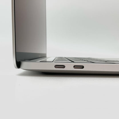 【全額返金保証】【最速発送】Apple MacBook Pro 13インチ 2022 Ｍ2 8GB SSD 512GB シルバー 93% 動作確認済