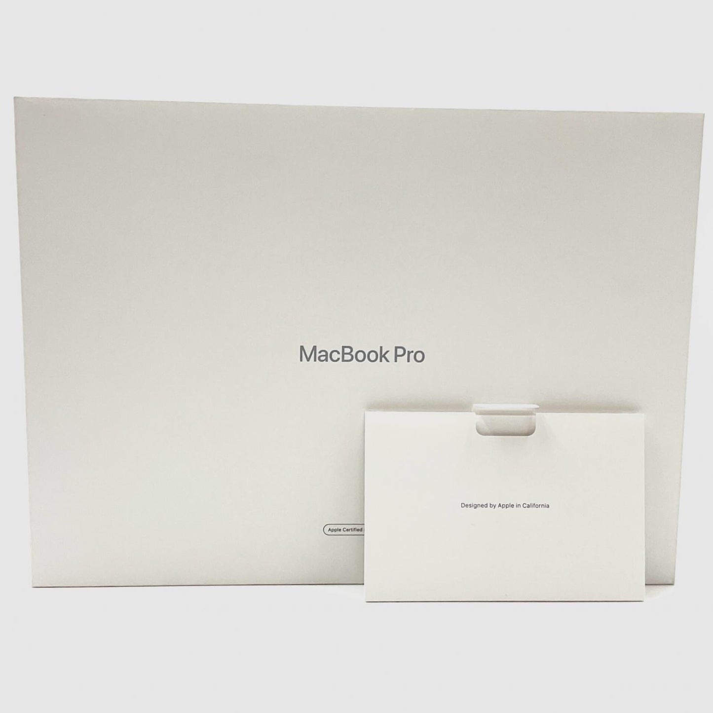 【全額返金保証】【最速発送】Apple MacBook Pro 13インチ 2022 Ｍ2 8GB SSD 512GB シルバー 93% 動作確認済