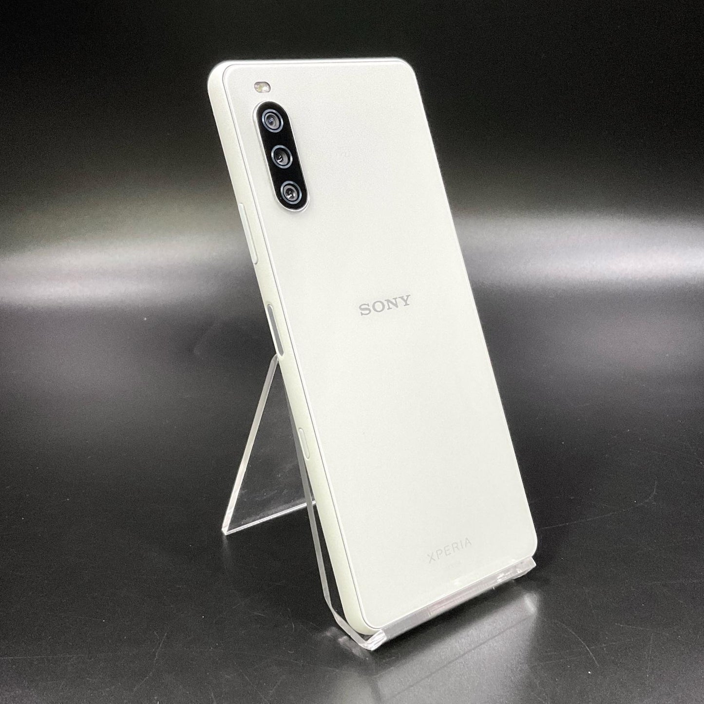 【全額返金保証】【最速発送】Sony Xperia 10 III 128GB ホワイト au SOG04 動作確認済