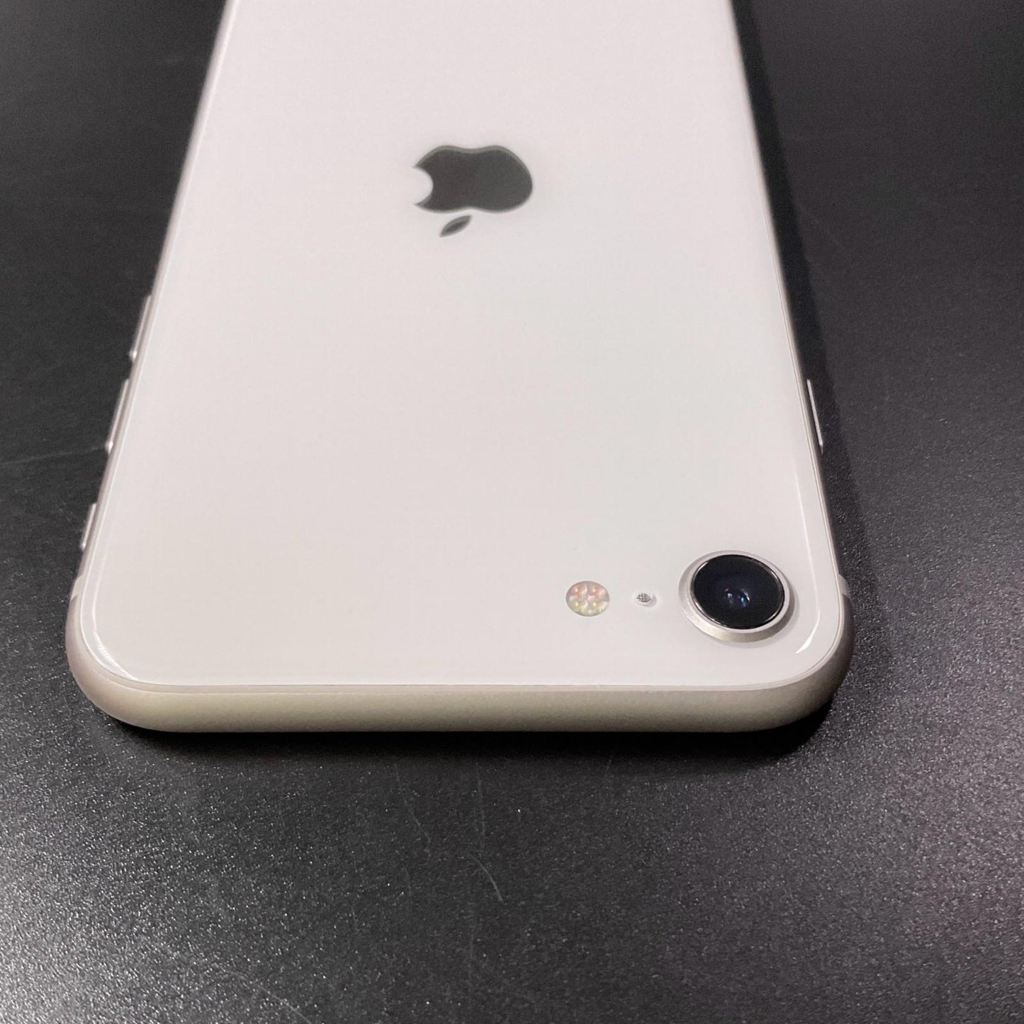 【全額返金保証】【最速発送】Apple iPhone iPhone SE（第3世代） 64GB スターライト 楽天モバイル SIMフリー 白ロム 美品 動作確認済 98%