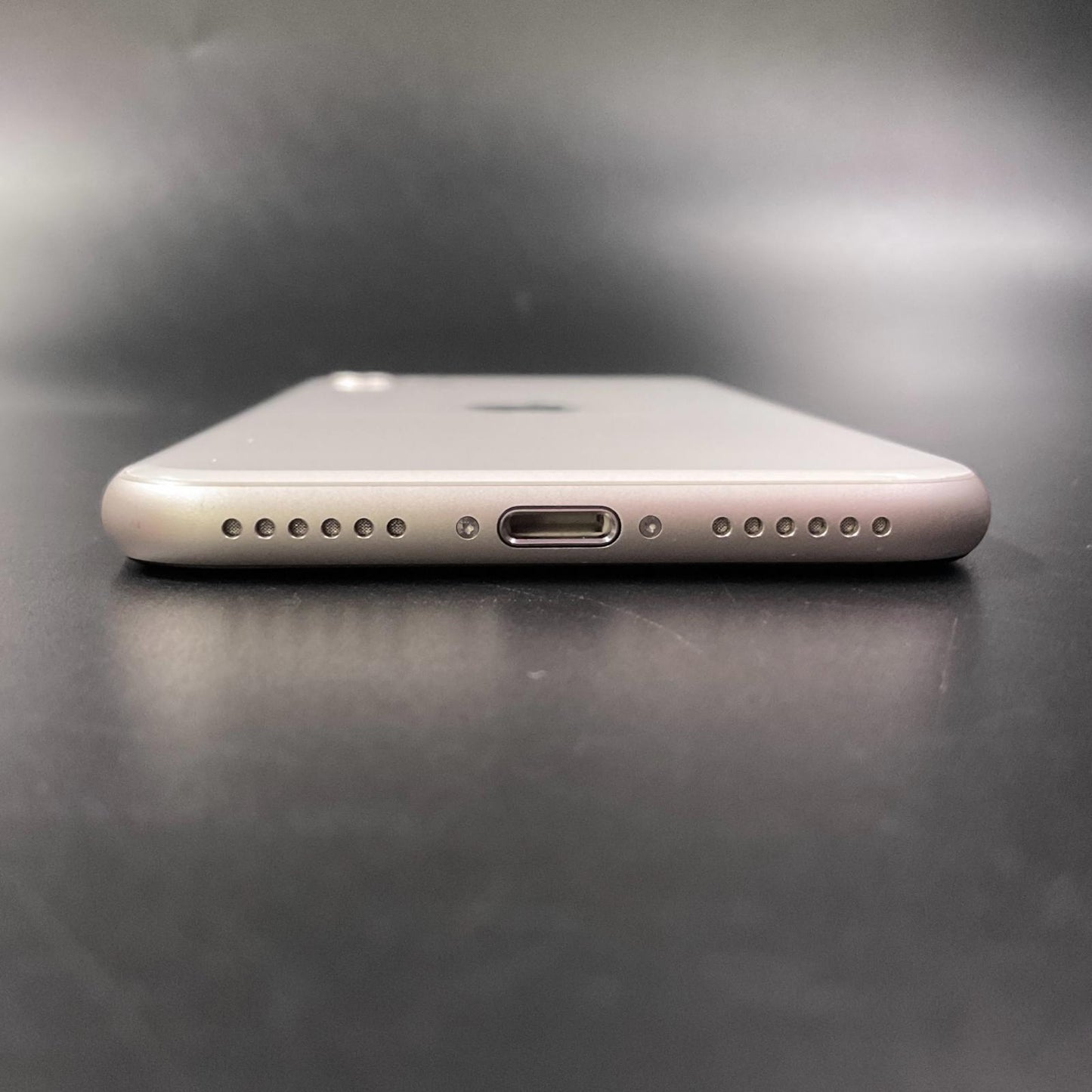 【全額返金保証】【最速発送】Apple iPhone iPhone SE（第3世代） 64GB スターライト 楽天モバイル SIMフリー 白ロム 美品 動作確認済 98%
