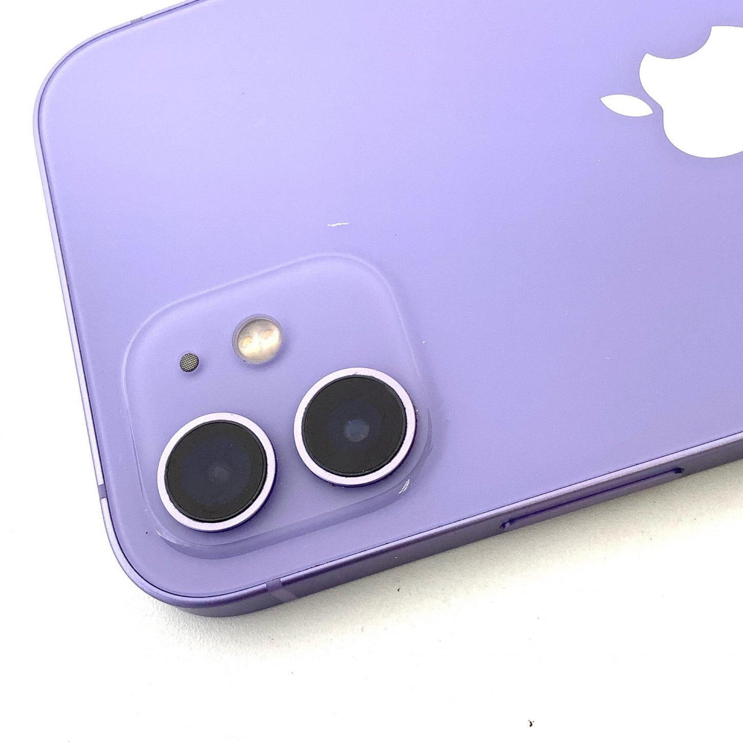 【全額返金保証】【最速発送】Apple iPhone iPhone 12 64GB パープル au 白ロム 動作確認済 77%