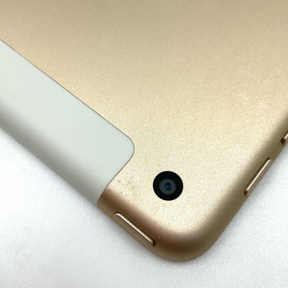【最速発送】Apple iPad iPad 9.7インチ 第5世代 128GB ゴールド WiFi+Cellular docomo 白ロム【難有】