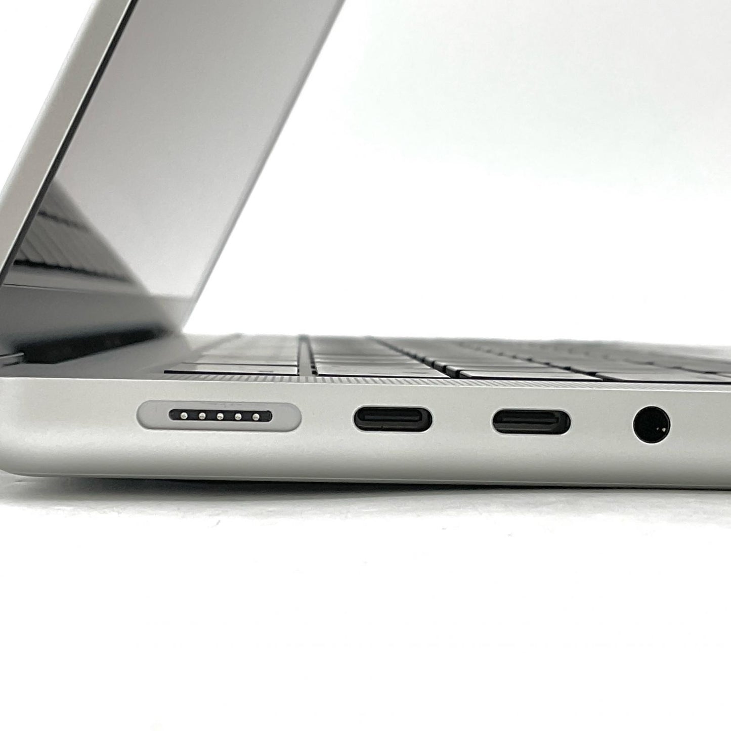 【全額返金保証】【最速発送】Apple MacBook Pro 14インチ 2024 Apple M4 Pro 24GB SSD 512GB シルバー 100% 美品 動作確認済