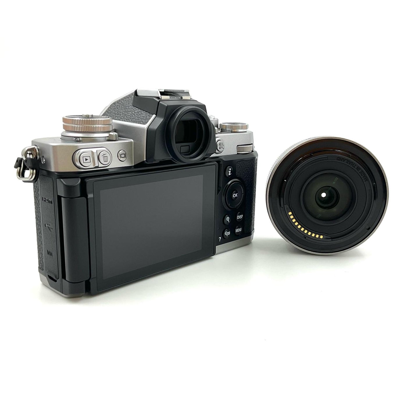 【全額返金保証】【最速発送】Nikon デジタル一眼 Z fc レンズキット NIKKOR Z DX 16-50mm f/3.5-6.3 VR シルバー 超美品 動作確認済