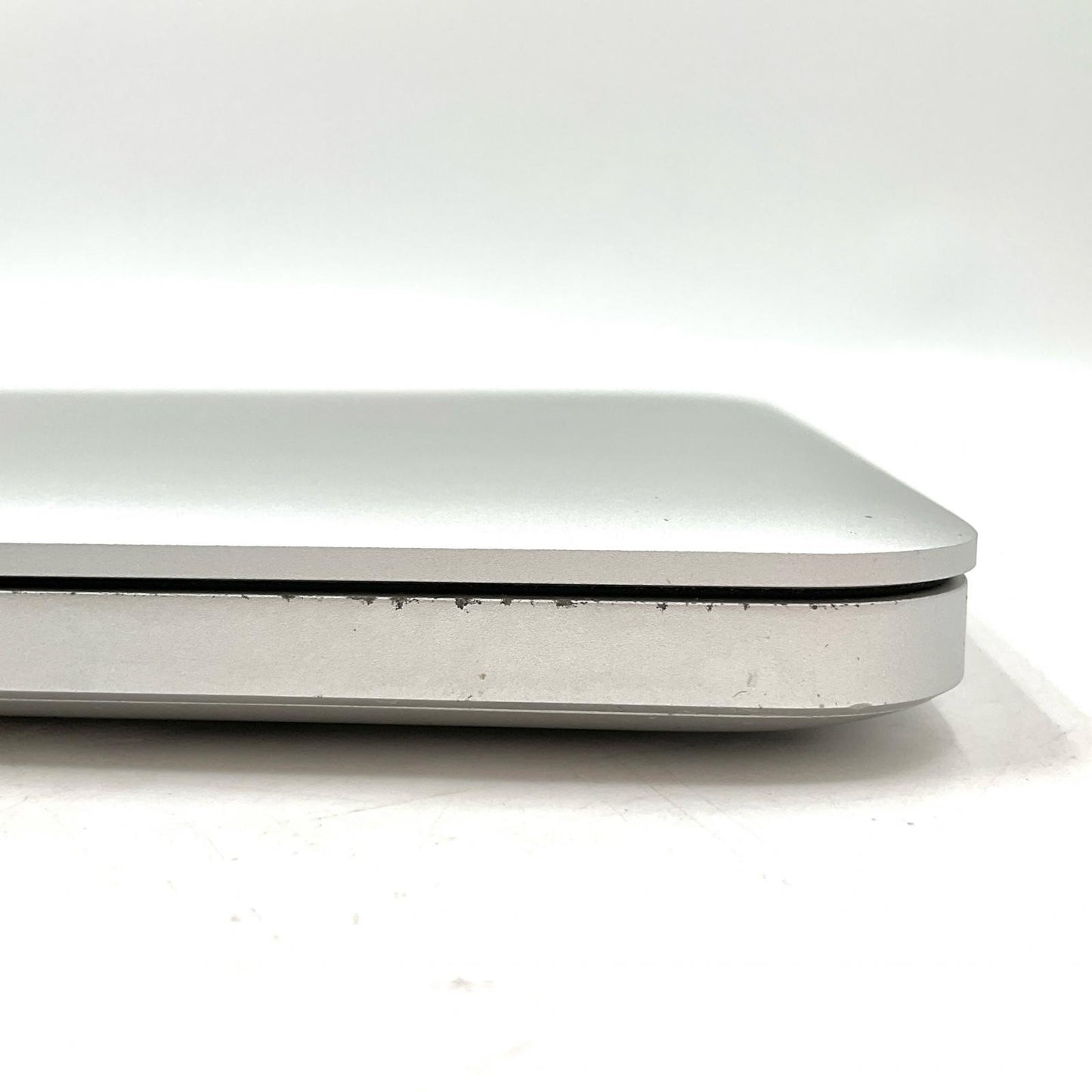 【最速発送】Apple MacBook Retina Pro 13.3インチ 2015 2.7GHz デュアルコア Intel Core i5 8GB SSD 128GB シルバー 75.3%【難有】
