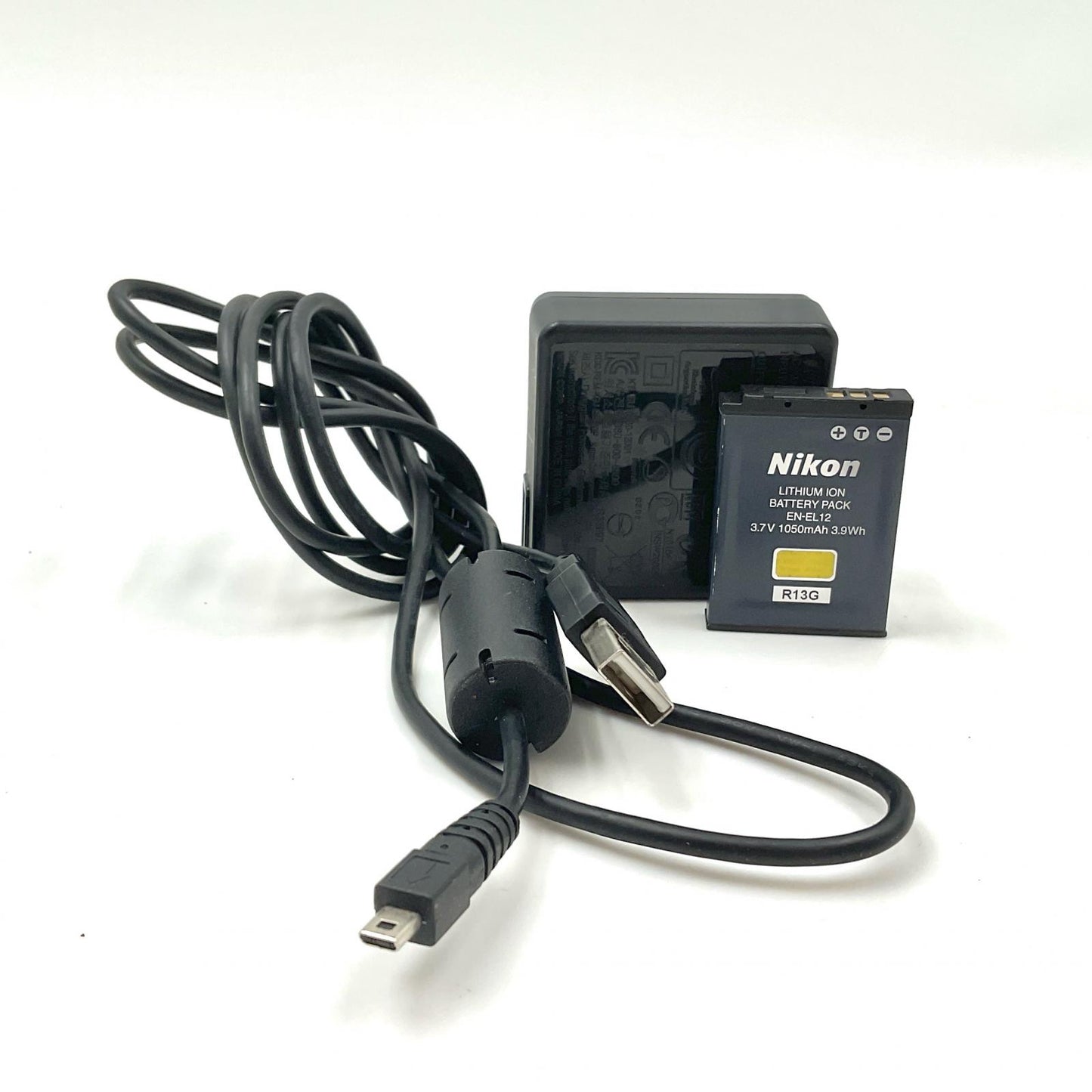 【全額返金保証】【最速発送】Nikon コンパクトデジタルカメラ COOLPIX S9400 [マットブラック] 動作確認済