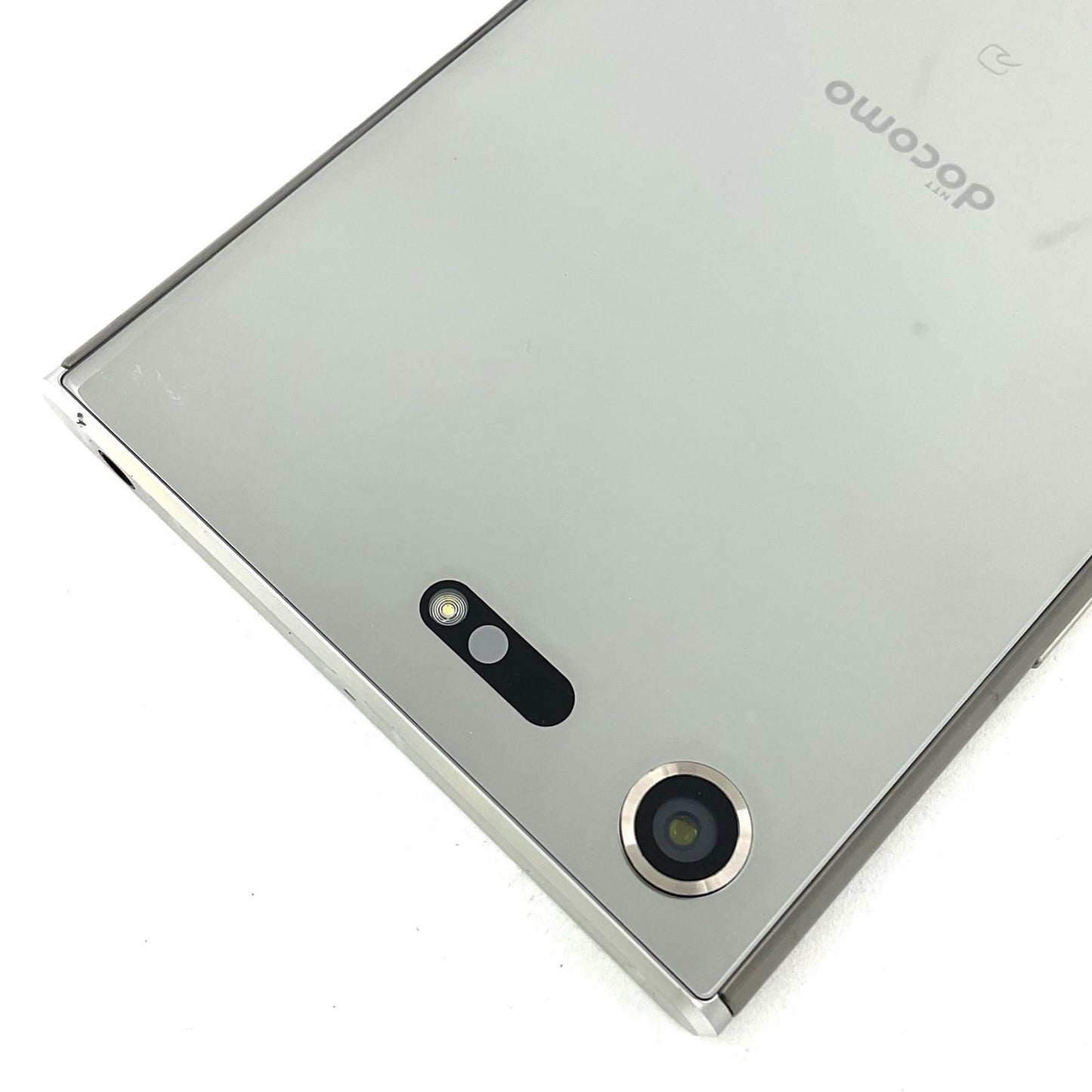 【全額返金保証】【最速発送】Sony Xperia Xperia XZ Premium 64GB ルミナスクロム docomo SIMフリー SO－04J 白ロム 動作確認済
