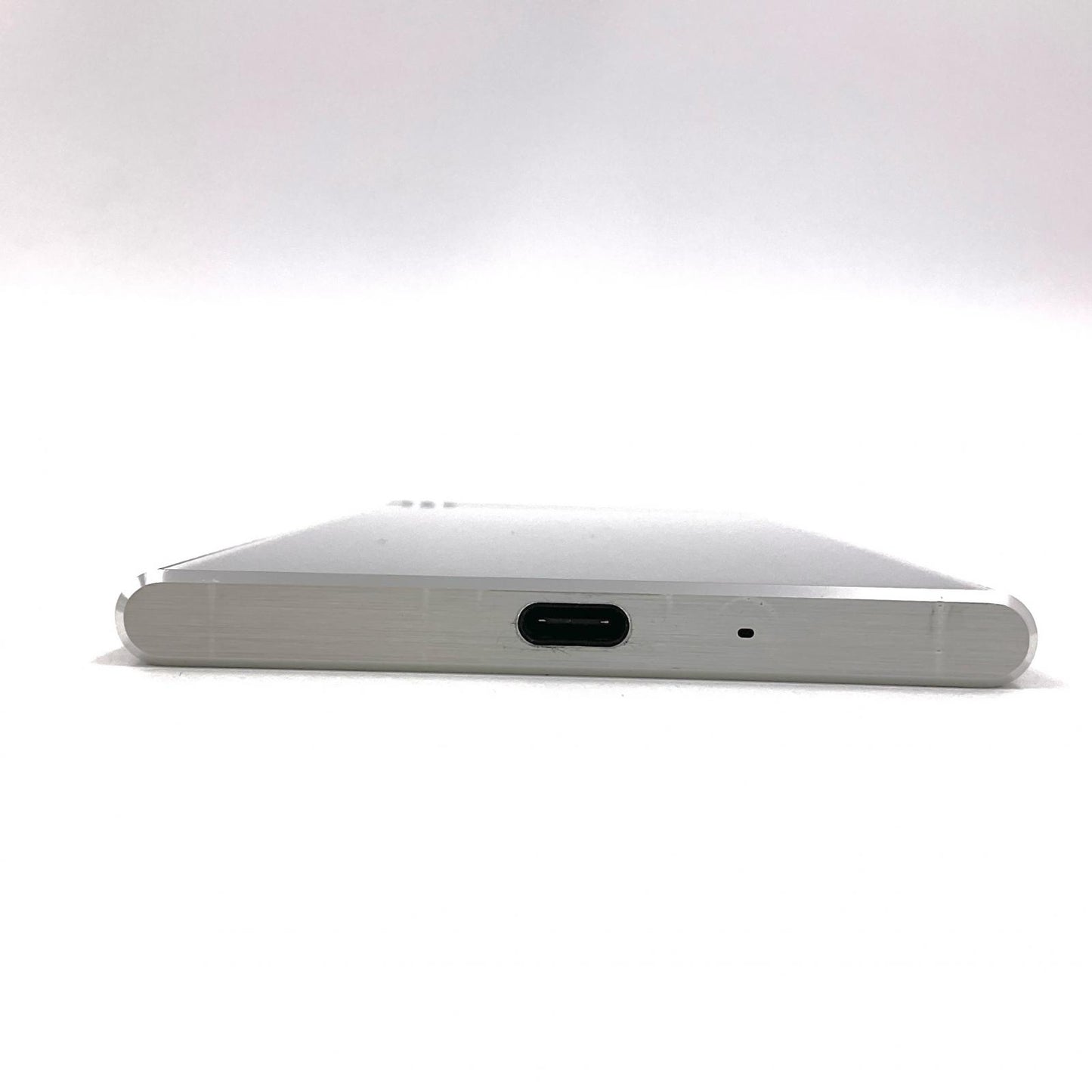 【全額返金保証】【最速発送】Sony Xperia Xperia XZ Premium 64GB ルミナスクロム docomo SIMフリー SO－04J 白ロム 動作確認済