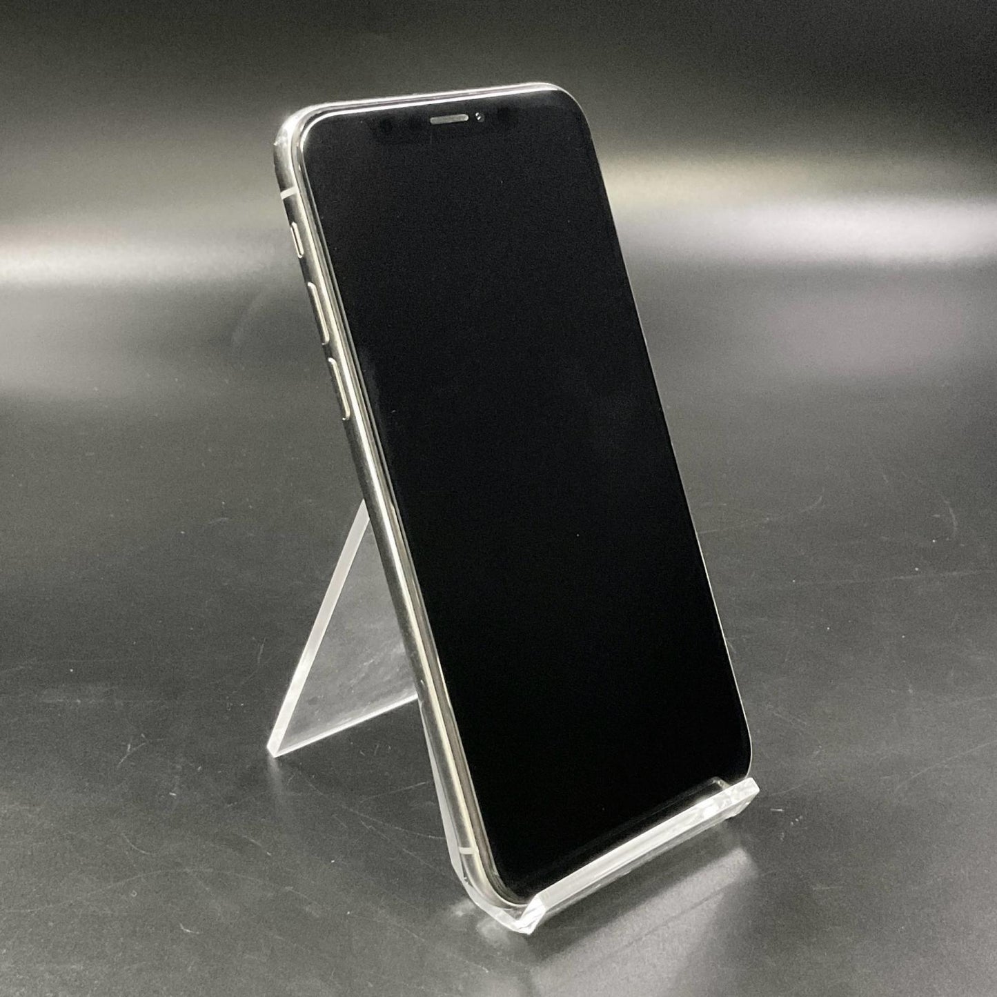 【全額返金保証】【最速発送】Apple iPhone iPhone X 64GB シルバー docomo 白ロム 動作確認済 78%