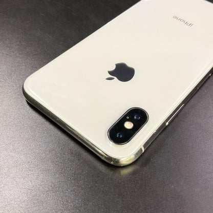 【全額返金保証】【最速発送】Apple iPhone iPhone X 64GB シルバー docomo 白ロム 動作確認済 78%