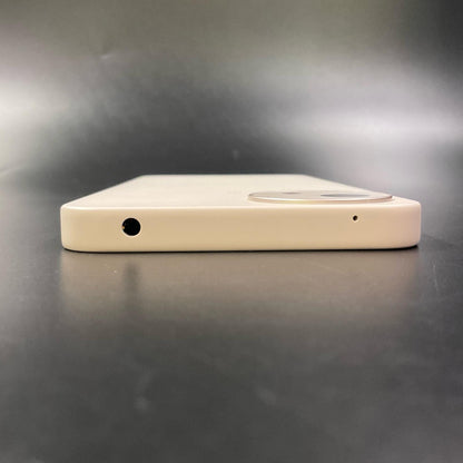 【全額返金保証】【最速発送】SHARP AQUOS wish4 64GB ホワイト docomo SH-52E 白ロム 超美品 動作確認済